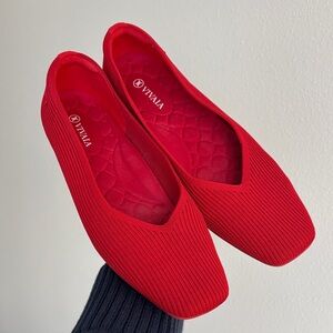 VIVAIA Square-Toe V-Cut Flats (Margot 2.0) ruby red knit shoes minimalist EU 42